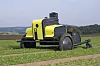 Den norske roboten Kilter jakter på ugress som den sprøyter med mikrodråper med plantevernmidler.
