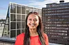 Gunaratnam ble tatt på senga da statsministeren tilbød henne jobben. Nå har hun funnet seg til rette som landets nye samferdselsminister. Foto: Eirik Helland Urke