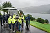 Pause og Gore-Tex-føre ved Kjødepollen. Bakom gråner Sunnmøre. Foto: Eirik Helland Urke
