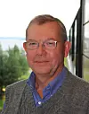 Seniorkonsulent Rolf Møkleby i Norkring tror det blir vanskelig å bygge opp et DVB-H-nett i Norge. Det blir fryktelig kostbart å bygge nettet slik at det har tilstrekkelig befolkningsdekning og at folk kan bruke det innendørs.