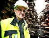 TRENGER TØMMER: Norske Skogs fabrikk i Skogn importerer mer av råstoffet sitt enn Follum og Saugbrug i Halden, forteller supplysjef Olav Norberg. Det gjør fabrikken mer sårbar for Putins siste avgiftsstunt.