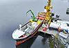 Lasting av godsskip på fastlandet før avreise til Jan Mayen. Foto: Hæhre Arctic