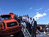 En mannsterk delegasjon med representanter fra Hæhre, Doosan og den norske forhandleren Rosendal Maskin.