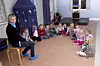 Over 62.000 ufaglærte assistenter brukes i høst i barnehager, SFO og skole.