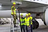 Forsvarssjef Eirik Kristoffersen (t.v.), administrerende direktør Henrikki Talvitie i St1 Nordic, fungerende direktør for anskaffelser i Forsvarsmateriell Per Arne Johnsen og konsernsjef Geir Karlsen i Norwegian under et arrangement på Ålesund Lufthavn.