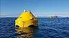 Effektivt: Svenske CorPower Ocean AB fikk nettopp 85 millioner kroner for å bygge og havteste et fullskala bølgekraftverk og senere demonstrere en fullskala energipark med tre slike enheter. Dette er en variant av punkt absorberende bølgekraftverk som er forankret på havbunnen. Ifølge selskapet genererer bøyene fem ganger mer strøm enn andre bølgekraftverk per tonn konstruksjon.