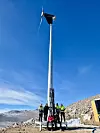 Slik ser testvindmøllen ut. Foto: Norsk Polarinstitutt