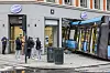 En trikk sporet av og kjørte rett inn i butikken Eplehuset i Storgata i Oslo tirsdag formiddag.