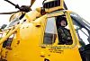 Prins William i cockpiten på et Sea King redningshelikopter under en øvelse i mars 2011. Bilde: POOL