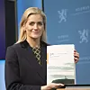 Justisminister Emilie Enger Mehl (Sp) mottok mandag rapport fra Totalberedskapskommisjonen. Foto: Magnus A. Ross