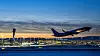 Et fly fra Norwegian tar av fra Oslo lufthavn Gardermoen. Totalt står vi for 2-3 prosent av alle menneskeskapte utslipp.