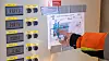 HELAUTOMATISERT: – Jobben nå er mye enklere. Alt jeg trenger å gjøre er å trykke på en knapp, sier Wioletta Worona. Foto: Delta V
