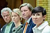 Partiene på Stortinget stiller seg enstemmig bak langtidsplanen. I vandrehallen presenterte partiene innstillingen: Rasmus Hansson (MDG), Ingrid Fiskaa (SV), Christian Tybring-Gjedde (Frp) og Ine Eriksen Søreide (H). Foto: Terje Pedersen/NTB