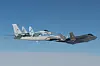 Et amerikansk F-35-fly identifiserer og avskjærer et russisk Tu-95 bombefly som ble eskortert av et Su-95 kampfly over Beringstredet i fjor. Det er ikke alltid oppdraget til kampflypiloter er like fredelig.