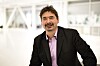 Bli ved din orkesterplass: Jon von Tetzchner mener at gründere ikke bør outsource kjernevirksomheten sin, men heller bygge produktet sammen med it-utviklerne der man selv holder til.