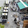 Politikern er en av uteserveringene på Youngstorget som må forholde seg til nye sikkerhetsregler. Foto: NTB/Vidar Ruud
