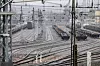 OSLO 20251202 Bilder av spor, tog, Alnabruterminalen, kran, container, togstasjon, perrong. Alnabru.