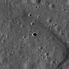 Dette bildet viser Marius Hills. Den vaorte prikken er det forskere mener er et hull med potensial til å bli en månebase for astronauter.
