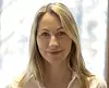 – Dersom det blir mulig å lage menneskelige kjønnsceller av andre celler, vil det endre assistert befruktning slik vi kjenner det i dag, sier Elisabeth Gråbøl-Undersrud, seniorrådgiver i Bioteknologirådet. Foto: Bioteknologirådet