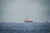 Hormuzstredet kan bli gjenåpnet hvis USA, Iran og Oman inngår en midlertidig avtale, skriver Axios.
