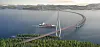 Flytebro: Ei skråstagsbru, nærmest land i sør kombinert med flytebro videre nordover Bjørnefjorden skal sikre passasje for skipstrafikken med 45 meters seilingshøyde. Foto: Statens vegvesen