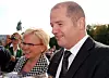 GAMMEL OG NY: Magnhild Meltveit Kleppa tar over som kommunal- og regionalminister, og Odd Roger Enoksen gir seg.