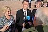 FORNØYD: Jens Stoltenberg er glad Enoksen fortsatte til valget var over og budsjettet klart, og mener Meltveit Kleppa vil bli en flott kommunalminister.