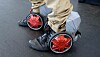 I dag er små motoriserte kjøretøy, som disse RocketSkates, forbudt å bruke i Norge. Nå skal flere enmanns-kjøretøy bli tillatt.