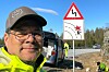 Thomas René Sirland i Østfold fylkekommune, som fikk satt opp nye farskilt for motorsyklister i Aremark før påske. En datamodell fra Statens vegvesen har vært et viktig bidrag i arbeidet.