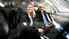 Frida Berglund gleder seg til å lære av Ola Tronrud mens de tråler Norge på langs i jakten på Norges smarteste industribedrift.
