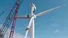 Unisont krav fra norsk industri om å satse på havvind i Norge. Her fra byggingen av Equinors Hywind Scotland.