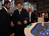 Haakon Magnus brukte god tid på StatoilHydros stand sammen med konsernsjef Helge Lund.