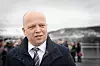 Finansminister Trygve Slagsvold Vedum mener satsingen på Forsvaret vil føre til mange norske industri-arbeidsplasser. Her står han på KV Bjørnøya i forbindelse med Framleggelsen av Forsvarets langtidsplan 5. april 2024.