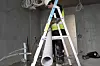 Wavin AS+ er enklere å montere. Rørene kan blant annet kappes innendørs, noe som sparer montøren for mange turer ut og inn av bygningen for å kappe.