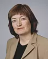IKKE VEDLIKEHOLD: Informasjonssjef i Statnett, Irene Meldal, sier at det i perioder kan bli aktuelt å avlyse vedlikehold på kraftverk og ledninger for å sikre produksjon og overføring av strøm.