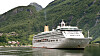 Cruiserederiene som ferdes i verdensarvfjordene har en stor utfordring med å kutte utslipp foran seg.