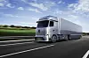 Mercedes-Benz eActros LongHaul skal kunne kjøre 500 kilometer på en lading. Foto: Daimler Trucks