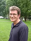 Petter Osmundsen, professor i Petroleumsøkonomi ved UiS, frykter at Mongstad-prosjektet drives mer av prestisje enn nøkterne betraktninger.