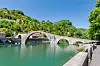 I Toscana ligger Ponte della Maddalena, også kjent som Ponte del Diavolo. Den ble trolig bygd før år 1100 og ble rehabilitert 200 år senere. Det største spennet er på snaut 38 meter. Foto: Wikimedia Commons