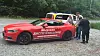 På en sidevei sør i Kragerø bevitner politiet kilometerstand og at tankforseglingen fortsatt er på plass. Foto: Ford