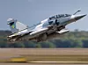 Et Mirage 2000 kampfly med ukrainske kjennetegn tar av fra en flyplass i februar 2025. Foto: Ukrainas forsvar