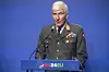 General Robert Brieger leder EUs militære komité (EUMC). Her under en pressekonferanse i Ungarn i oktober i fjor.