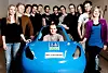 Deltar fra NTNU i Shells Eco Marathon 2010: Silje Owrenn (fra v.), Nicolai I. Stubberud, Torstein G. Skarsgard, Lorenz Baur, Andre Dahl-Jacobsen, Åsmund Bekkevold (gruppeleder), Ståle Antonsen, Morten S. Lien, Anders Guldahl, Hanne Strypet, Henrik Aaserud Eikeland, Elise F. Myrtrøen og Magnus Storsveen (sjåfør, i bilen)