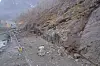 Søndag morgen gikk det et stort steinras på E134 Haukelivegen like ved Fjæra.