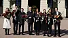 Jonas Gahr Støre presenterer nye stastråder etter ekstraordinært statsråd på Slottet. Fra venstre Digitalisering- og forvaltningsminister Karianne Tung (Ap), Klima -og miljøminister Andreas Bjelland Eriksen (Ap,, utenriksminister Espen Barth Eide (Ap), statsminister Søre, Arbeids-og inkluderingsminister Tonje Brenna , fiskeri -og havminister Ceciie Myrseth (Ap), Kunnskapsminister Kari Nessa Nordtun (Ap) og Kommunal -og distriktsminister Erling Sande (Sp).
