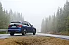 Det var tåke og regn under langkjøringen med BMW iX3. Her ved landevei litt etter Lyngasæter. Foto: Mathias Klingenberg