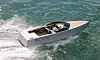 Oppstartsselskapet Zin Boats, med sin første elbåtmodell. Z2R kan holde marsjfart på rundt 15 knop i opptil 87 nautiske mil (omtrent 160 km). Foto: Zin Boats