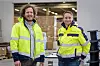 Ulrik Rør og Lars Kristian Aasbrenn på lageret til Solcellespesialisten i Fredrikstad. Foto: TUM Studio