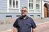 Arnkell Jonas Petersen, førsteamanuensis ved NMBU, vil beholde kravet om luftevindu på soverommet. Han tror regjeringens forslag handler om å kunne bygge tettere på støyutsatte soner, som motorveier. Foto: