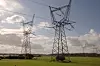 FORSKJØNNES: 400 kV-linjer sydøst for Middelfart i Danmark. Flere kraftlinjer i det danske 400 kV-nettet skal nå flyttes eller kables.